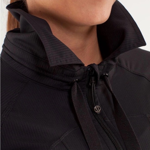 Lululemon Transition Jacket - Picture 4 of 4